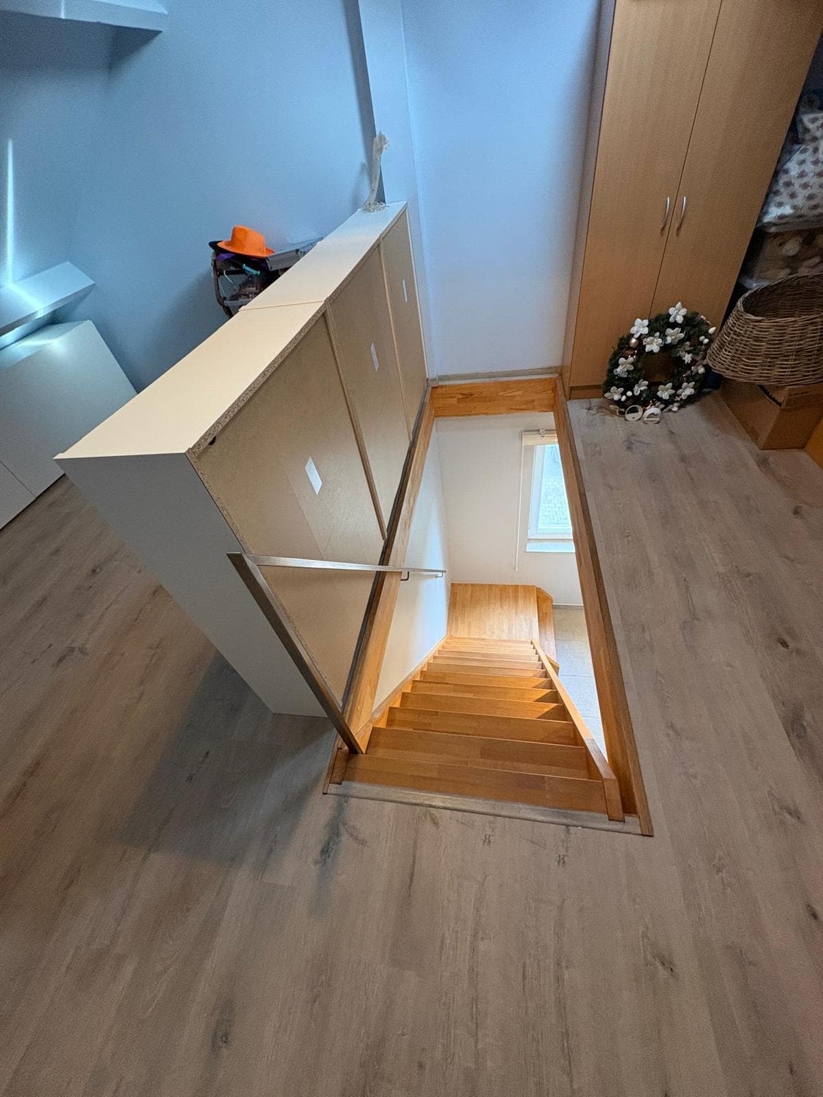 Las werken, lasser, Leuning, balustrade, trap, draaitrap, profiel, I profiel, I-profiel - afbeelding 1