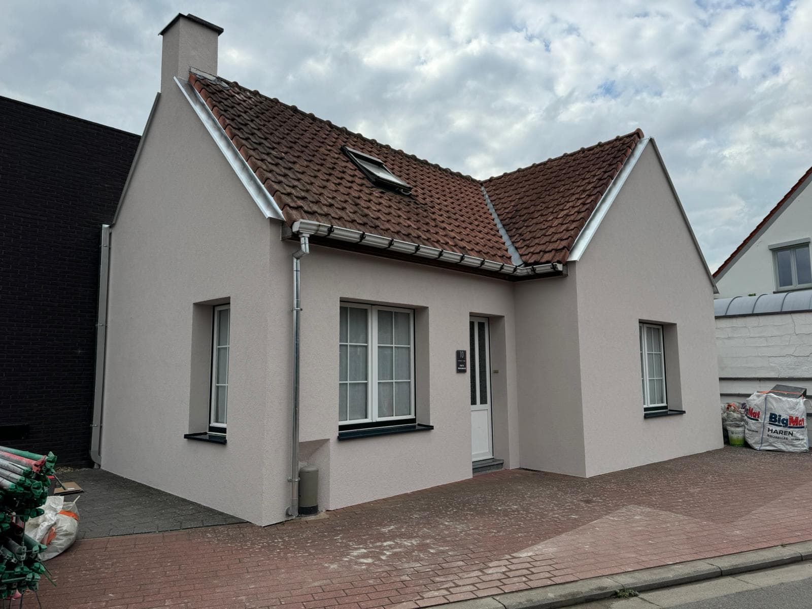 Gevel isolatie , crepi , steen strips  - afbeelding 1